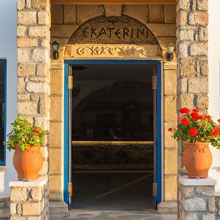 Apartahotel Ekaterini 3*