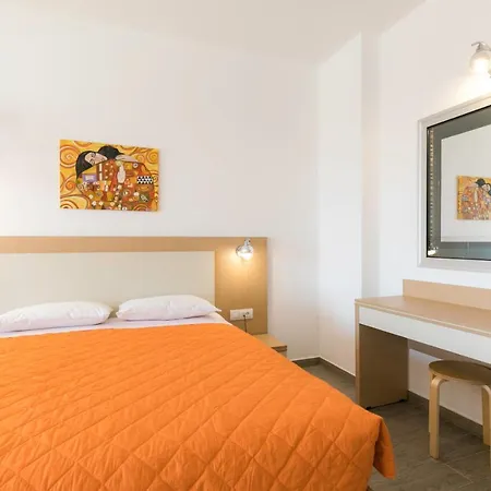 Ekaterini Lejlighedshotel 3*