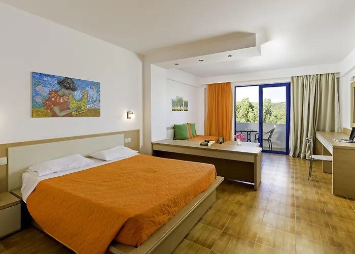 Ekaterini Aparthotel